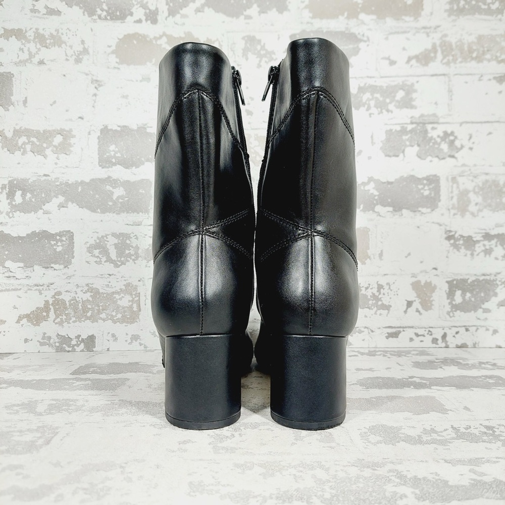 NEW Bella Vita Harp Black Leather Block Heel Square Toe Ankle Boots E836 - Picture 6 of 11